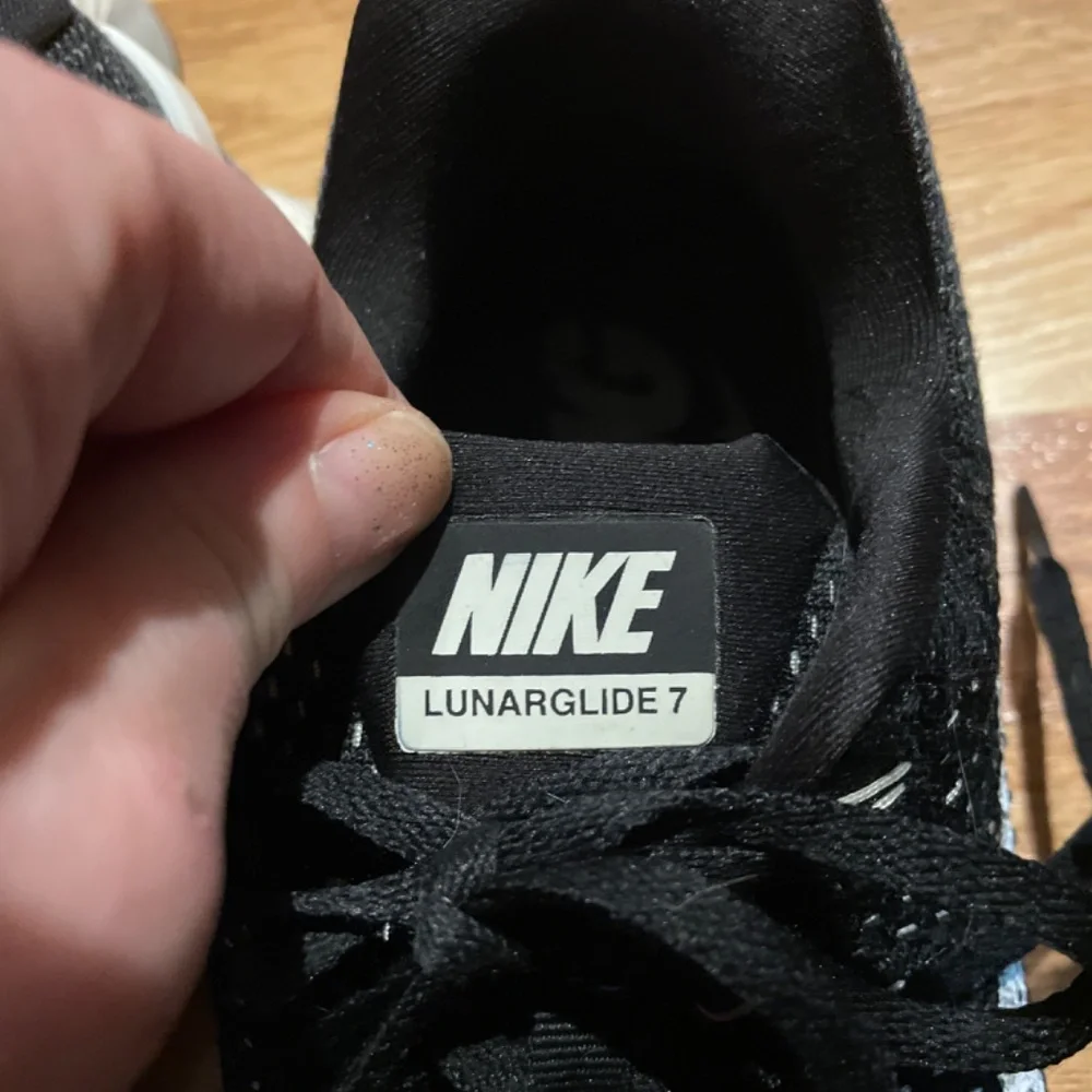 Women 8 Two Pairs Nike Lunaglide 7 Athletic Shoes Sneakers- Both are identical p - Picture 3 of 4